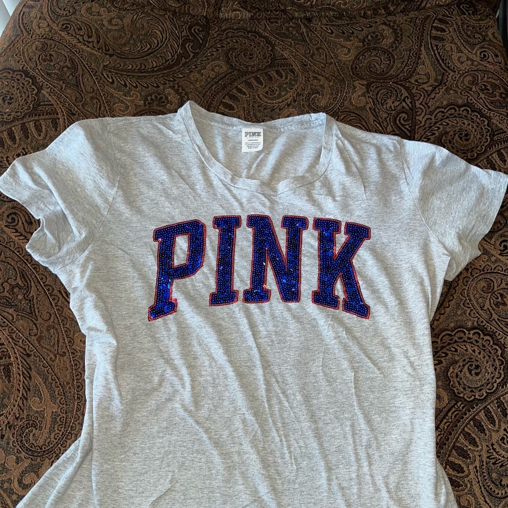 VICTORIA’S SECRET PINK BLING GREY TEE SIZE LARGE